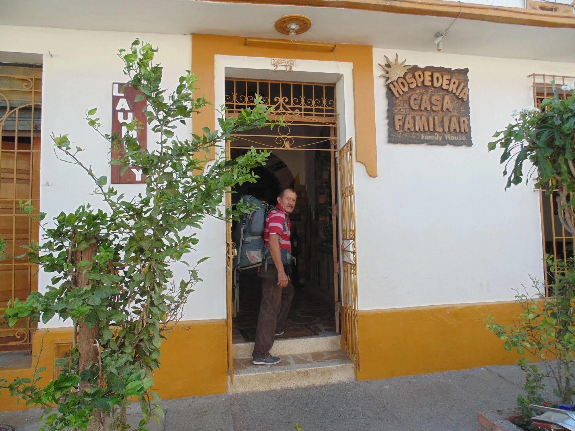 Hotel Hospederia Casa Familiar Santa Marta  Esterno foto