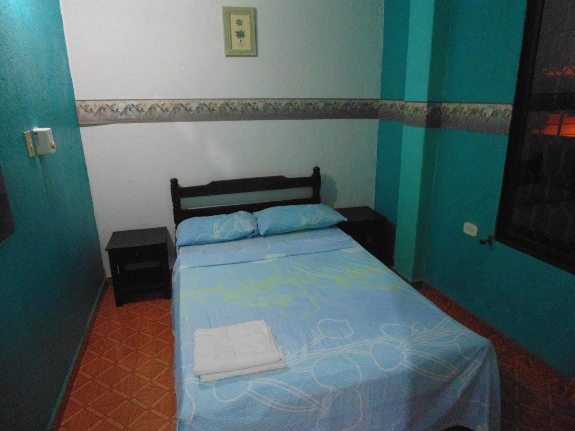 Hotel Hospederia Casa Familiar Santa Marta  Esterno foto